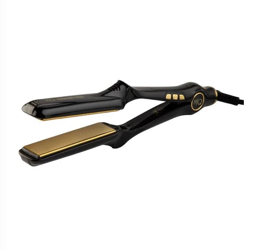 Φωτογραφία από MQ Professional MAX480 Pro Titanium Hair Straightener